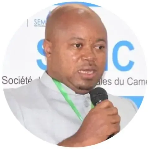 Portrait de M. Mbida Ndoumbe